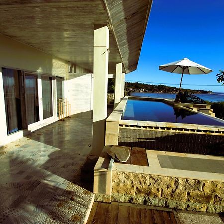 Nusa View - Oceanfront Rentals Lembongan Exteriör bild