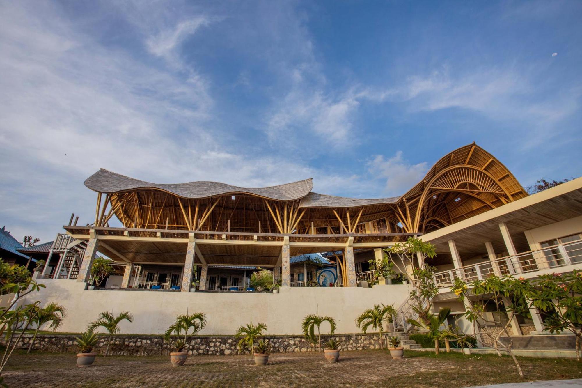 Nusa View - Oceanfront Rentals Lembongan Exteriör bild